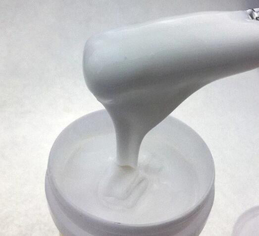 (圖:脲醛膠展示圖)