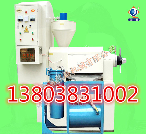 小型榨油機(jī)榨油要控制水分和溫度(圖1) 小型榨油機(jī)-鄭州企鵝糧油機(jī)械有限公司