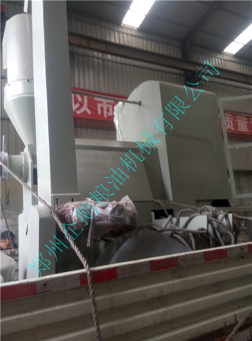 河北邢臺王先生預(yù)定的130型榨油機設(shè)備今發(fā)貨(圖3)