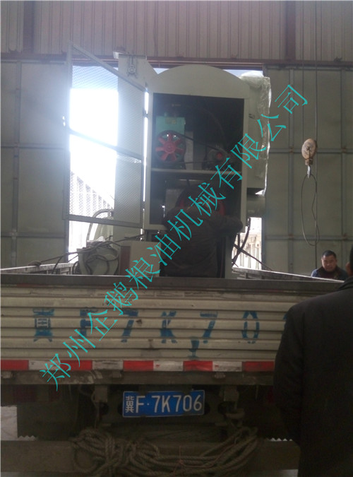 河北邢臺王先生預(yù)定的130型榨油機設(shè)備今發(fā)貨(圖4)