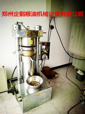 榨油機如何才能延長使用壽命(圖1) 榨油機如何才能延長使用壽命(圖1)